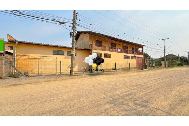 Imagem Casa com 3 Quartos à Venda, 368 m² em Ponta Grossa - Porto Alegre Imagem Casa com 3 Quartos à Venda, 368 m² em Ponta Grossa - Porto Alegre