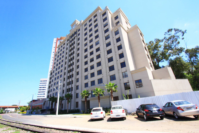Sala Comercial à Venda, 78 m² em Cristo Rei - Curitiba
