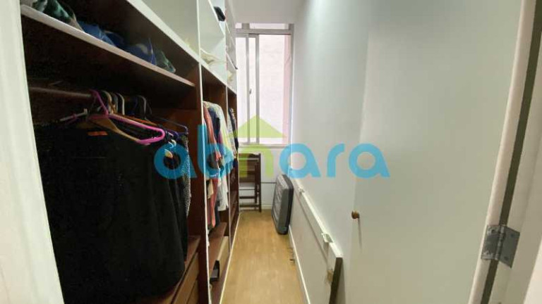 Imagem Apartamento com 2 Quartos à Venda, 72 m² em Copacabana - Rio De Janeiro Imagem Apartamento com 2 Quartos à Venda, 72 m² em Copacabana - Rio De Janeiro