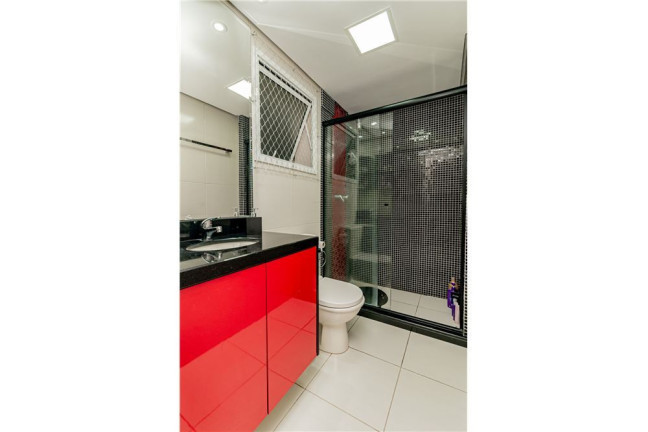 Imagem Imóvel com 2 Quartos à Venda, em Rio Branco - Porto Alegre Imagem Imóvel com 2 Quartos à Venda, em Rio Branco - Porto Alegre
