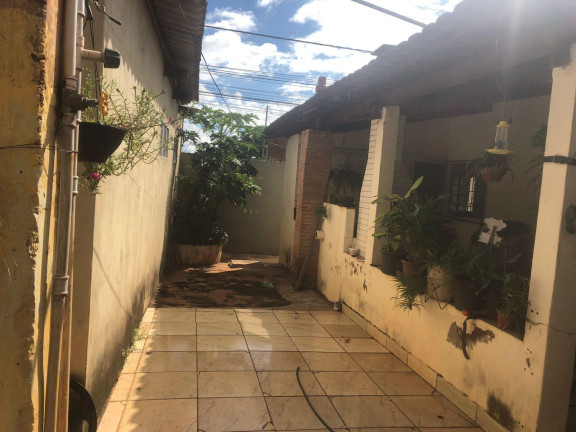 Imagem Imóvel com 2 Quartos à Venda, 235 m² em Conjunto Aero Rancho - Campo Grande