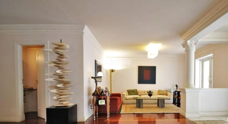 Imagem Casa com 5 Quartos à Venda, 320 m² em Jardim Guedala - São Paulo