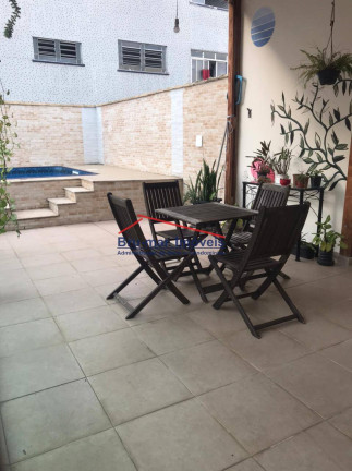 Imagem Casa com 4 Quartos à Venda, 300 m² em Marapé - Santos
