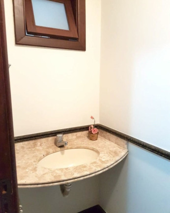 Imagem Casa com 4 Quartos à Venda, 305 m² em Vale Do Paraíso - Teresópolis