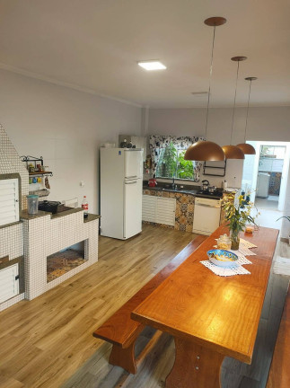 Imagem Casa com 3 Quartos à Venda, 420 m² em Centro - Tijucas Imagem Casa com 3 Quartos à Venda, 420 m² em Centro - Tijucas