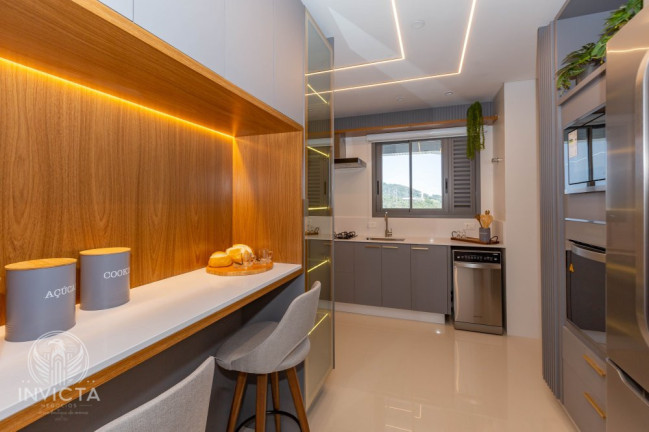 Imagem Apartamento com 4 Quartos à Venda, 182 m² em Centro - Balneário Camboriú Imagem Apartamento com 4 Quartos à Venda, 182 m² em Centro - Balneário Camboriú