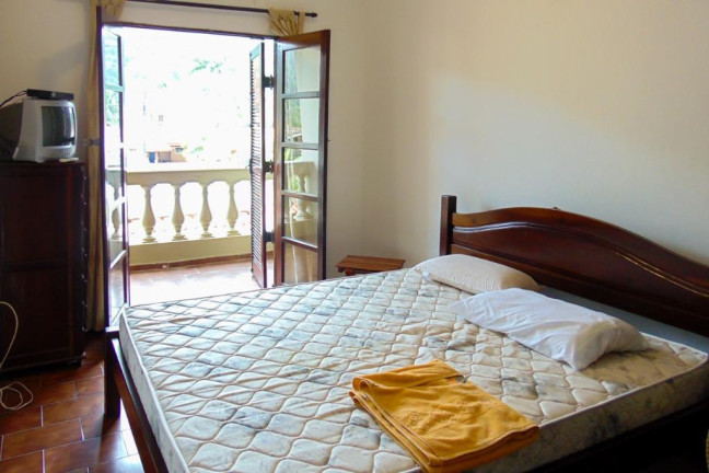 Imagem Casa com 4 Quartos à Venda, 480 m² em Guaiuba - Guarujá Imagem Casa com 4 Quartos à Venda, 480 m² em Guaiuba - Guarujá
