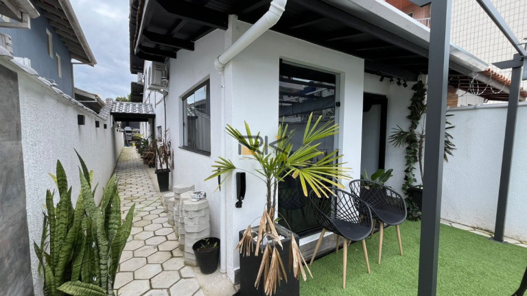 Imagem Sobrado com 4 Quartos à Venda, 100 m² em Itaguá - Ubatuba Imagem Sobrado com 4 Quartos à Venda, 100 m² em Itaguá - Ubatuba