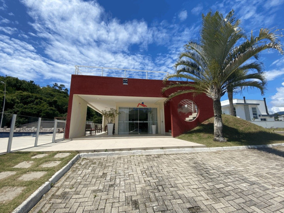 Imagem Sobrado com 4 Quartos à Venda, 306 m² em São João Do Rio Vermelho - Florianópolis Imagem Sobrado com 4 Quartos à Venda, 306 m² em São João Do Rio Vermelho - Florianópolis