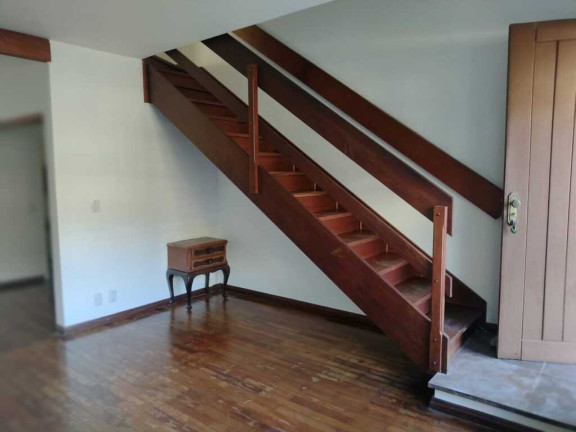 Imagem Casa com 2 Quartos à Venda,  em Tristeza - Porto Alegre
