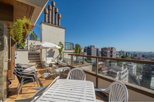 Imagem Cobertura com 4 Quartos à Venda, 305 m² em Bela Vista - Porto Alegre Imagem Cobertura com 4 Quartos à Venda, 305 m² em Bela Vista - Porto Alegre