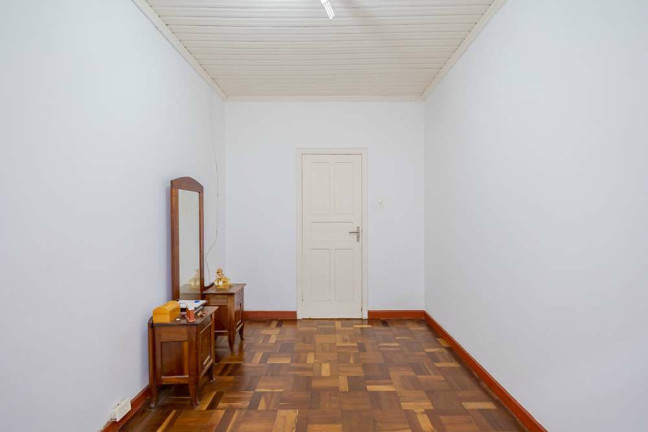 Imagem Terreno à Venda, 619 m² em Ahú - Curitiba