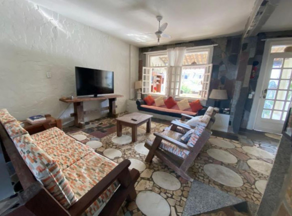 Casa com 4 Quartos à Venda, 250 m² em Stella Maris - Salvador