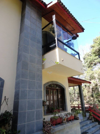 Imagem Casa com 3 Quartos à Venda, 196 m² em Vila Natal - Campos Do Jordão Imagem Casa com 3 Quartos à Venda, 196 m² em Vila Natal - Campos Do Jordão