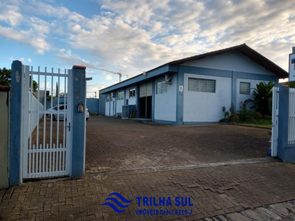 Imóvel Comercial à Venda, 222 m² em Floresta - Joinville