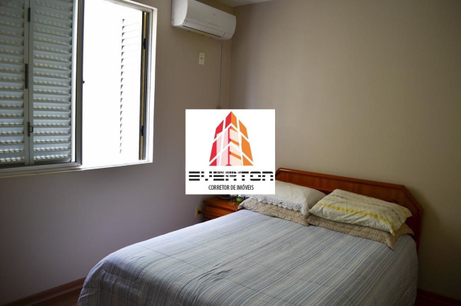Imagem Apartamento com 2 Quartos à Venda, 68 m² em Centro - Santa Maria