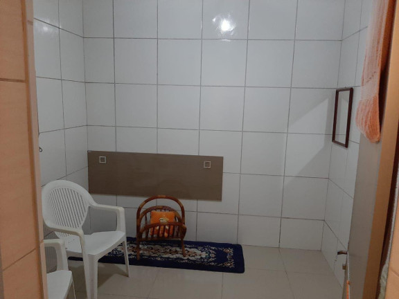 Imagem Casa com 3 Quartos à Venda, 220 m² em Engenho Do Meio - Recife Imagem Casa com 3 Quartos à Venda, 220 m² em Engenho Do Meio - Recife