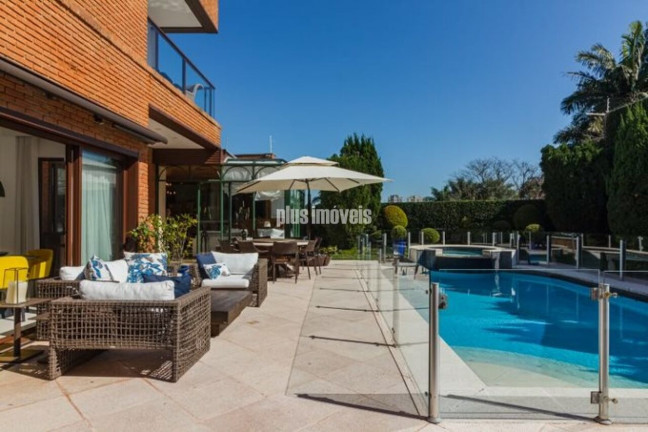 Casa com 4 Quartos à Venda, 1.200 m² em Jardim Guedala - São Paulo