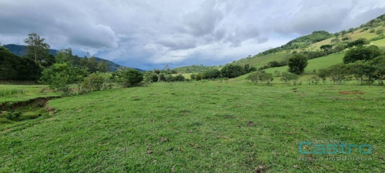Imagem Imóvel à Venda, 82 m² em Cochos - Gonçalves Imagem Imóvel à Venda, 82 m² em Cochos - Gonçalves