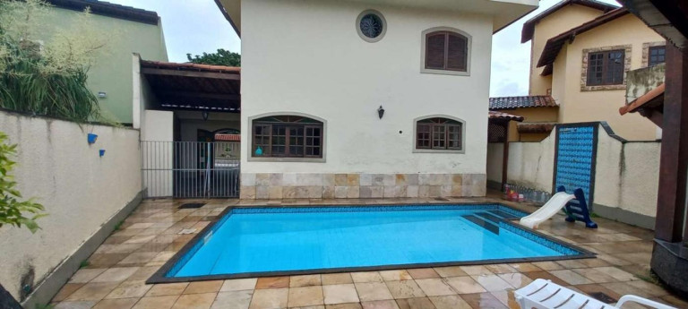 Imagem Casa com 4 Quartos à Venda, 350 m² em Anil - Rio De Janeiro Imagem Casa com 4 Quartos à Venda, 350 m² em Anil - Rio De Janeiro
