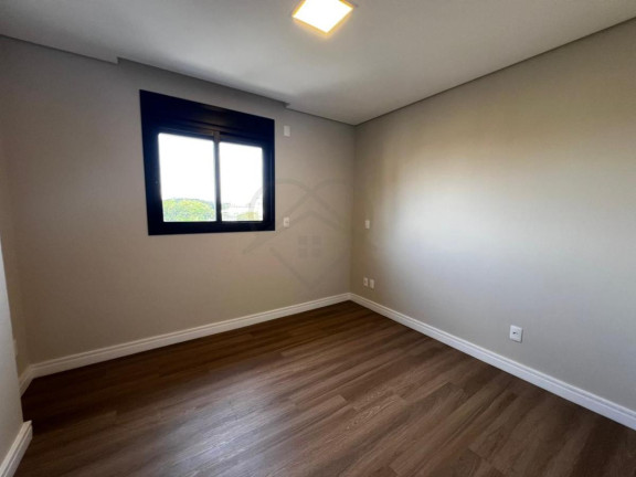 Apartamento com 2 Quartos à Venda, 77 m²