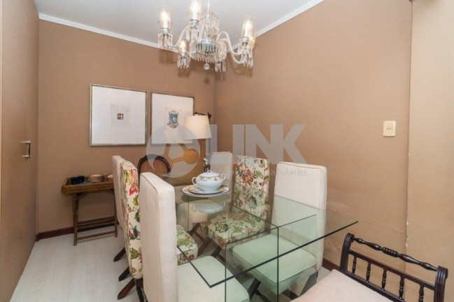 Imagem Apartamento com 3 Quartos à Venda, 121 m² em Moinhos De Vento - Porto Alegre