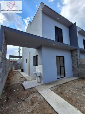Casa com 2 Quartos à Venda,  em Balneário Dos Golfinhos - Caraguatatuba