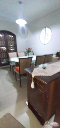 Imagem Casa com 3 Quartos à Venda, 360 m² em Jardim Santa Maria - Jacareí Imagem Casa com 3 Quartos à Venda, 360 m² em Jardim Santa Maria - Jacareí