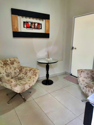 Imagem Sobrado com 4 Quartos à Venda, 180 m² em Chácaras Tubalina E Quartel - Uberlândia