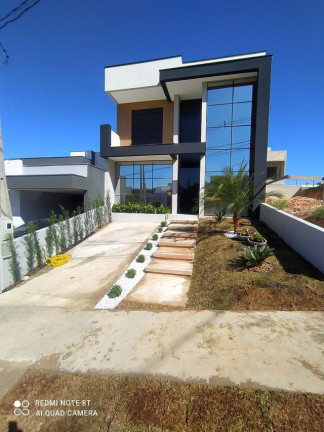 Imagem Sobrado com 3 Quartos à Venda, 200 m² em Horto Florestal - Sorocaba Imagem Sobrado com 3 Quartos à Venda, 200 m² em Horto Florestal - Sorocaba