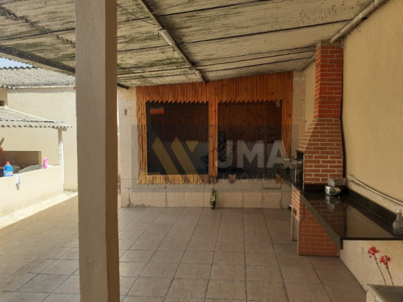 Imagem Casa com 3 Quartos para Alugar, 100 m² em Glória - Contagem