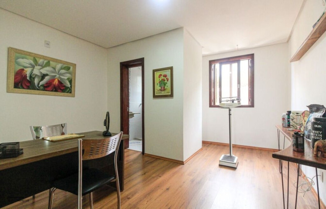 Imagem Imóvel com 2 Quartos à Venda, em Hípica - Porto Alegre Imagem Imóvel com 2 Quartos à Venda, em Hípica - Porto Alegre
