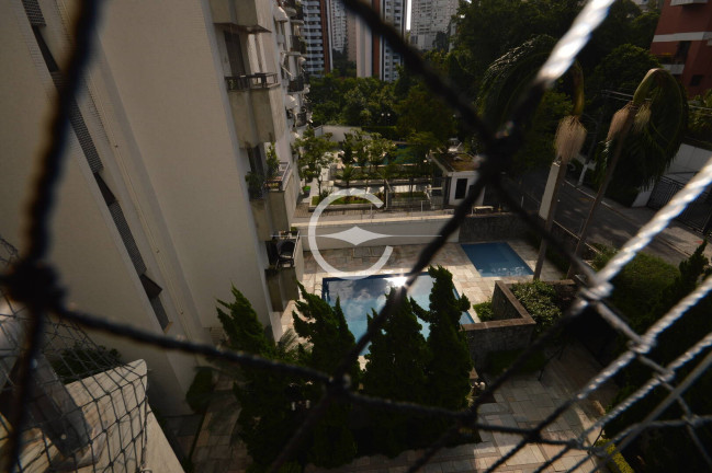Apartamento com 4 Quartos à Venda, 196 m² em Jardim Ampliação - São Paulo