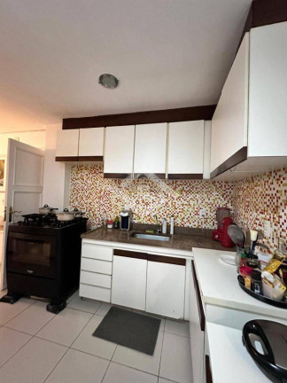 Imagem Apartamento com 3 Quartos à Venda, 134 m² em Icaraí - Niterói Imagem Apartamento com 3 Quartos à Venda, 134 m² em Icaraí - Niterói