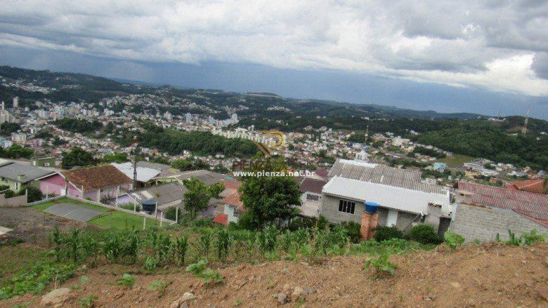 Terreno à Venda, 480 m² em Nações - Concórdia