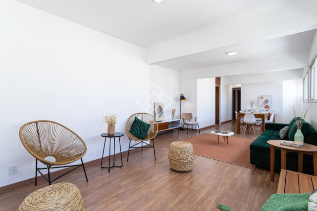 Imagem Apartamento com 3 Quartos à Venda, 121 m² em Itaim Bibi - São Paulo
