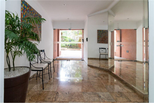 Imagem Apartamento com 3 Quartos à Venda, 143 m² em Itaim Bibi - São Paulo