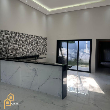 Imagem Casa com 3 Quartos à Venda, 130 m² em Parque São Benedito - Pindamonhangaba