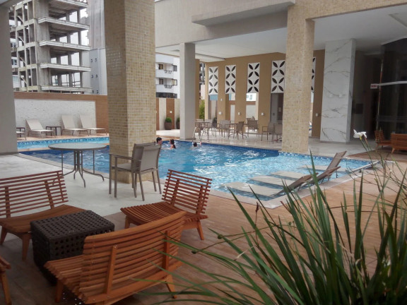 Apartamento com 3 Quartos à Venda, 120 m² em Meia Praia - Itapema