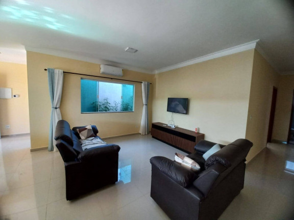 Imagem Casa com 1 Quarto à Venda, 178 m² em Estancia Flora Rica - Peruíbe