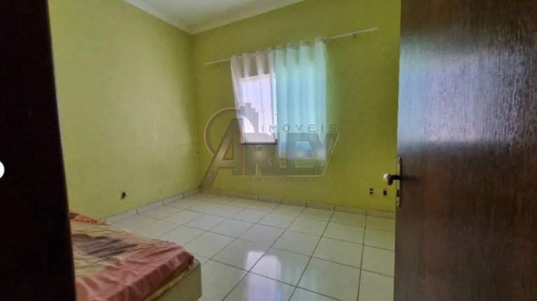 Imagem Casa com 3 Quartos à Venda, em Vila Regina - Montes Claros Imagem Casa com 3 Quartos à Venda, em Vila Regina - Montes Claros