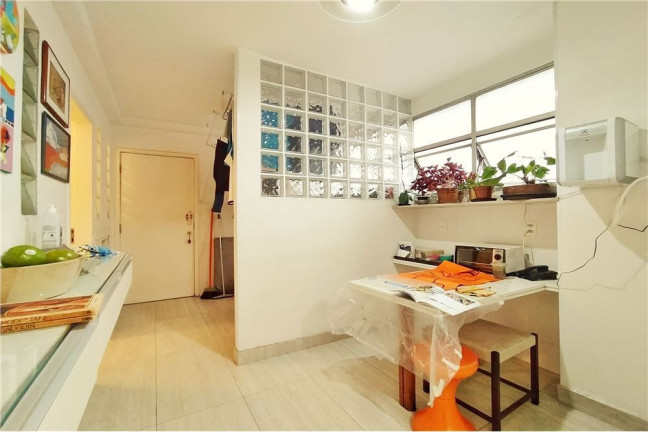 Imagem Apartamento com 3 Quartos à Venda, 172 m² em Itaim Bibi - São Paulo