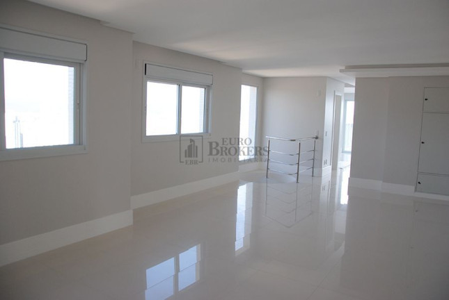 Imagem Cobertura com 7 Quartos à Venda, 490 m² em Centro - Balneário Camboriú Imagem Cobertura com 7 Quartos à Venda, 490 m² em Centro - Balneário Camboriú
