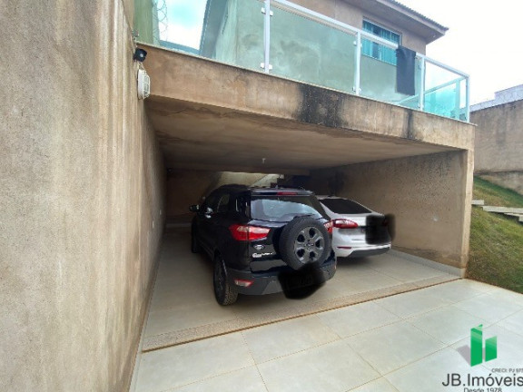 Casa com 4 Quartos à Venda, 300 m² em Ibituruna - Montes Claros