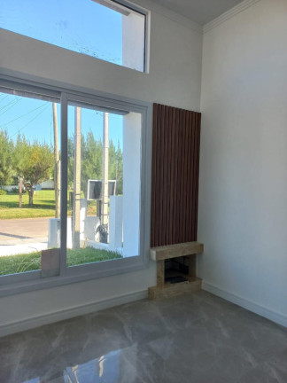 Imagem Casa com 3 Quartos à Venda, 95 m² em Jardim Beira Mar - Capao Da Canoa Imagem Casa com 3 Quartos à Venda, 95 m² em Jardim Beira Mar - Capao Da Canoa