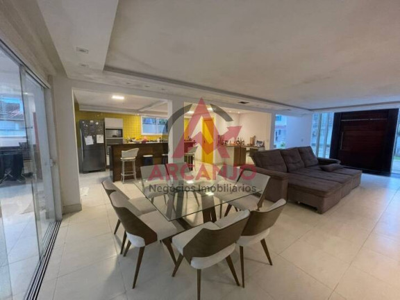 Imagem Sobrado com 3 Quartos à Venda, 350 m² em Horto Florestal - Ubatuba Imagem Sobrado com 3 Quartos à Venda, 350 m² em Horto Florestal - Ubatuba