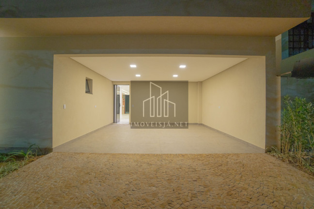 Imagem Casa com 3 Quartos à Venda, 278 m² em Alphaville - Santana De Parnaíba Imagem Casa com 3 Quartos à Venda, 278 m² em Alphaville - Santana De Parnaíba