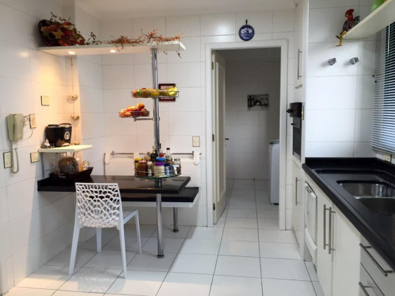 Imagem Apartamento com 3 Quartos à Venda, 149 m² em Centro - Curitiba