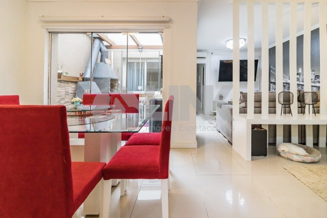 Imagem Apartamento com 3 Quartos à Venda, 118 m² em Petrópolis - Porto Alegre Imagem Apartamento com 3 Quartos à Venda, 118 m² em Petrópolis - Porto Alegre