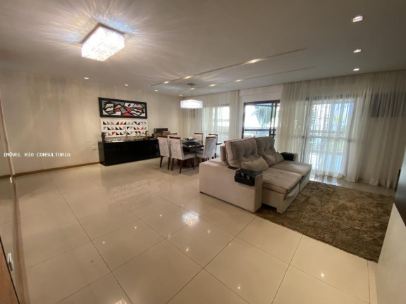Imagem Apartamento com 4 Quartos à Venda, 220 m² em Rio De Janeiro Imagem Apartamento com 4 Quartos à Venda, 220 m² em Rio De Janeiro